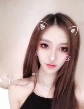 ���ʷ�����ŮУ��