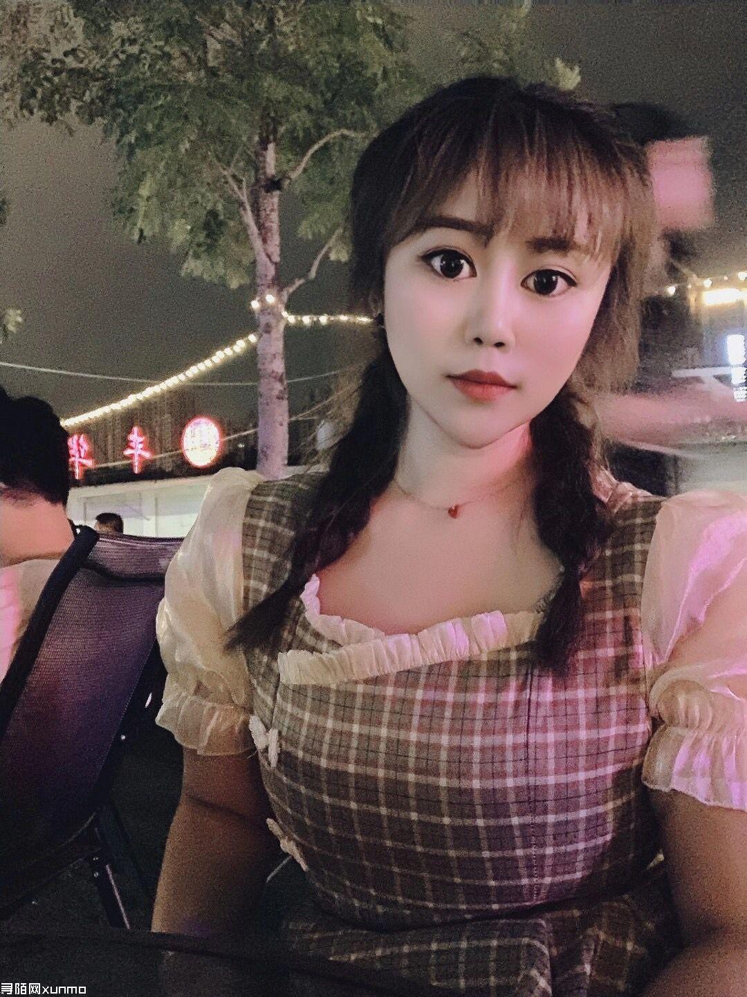 �Ϻ�Ůѧ��20�� 160cm 95�� B�ֱ�|ϣ����3����