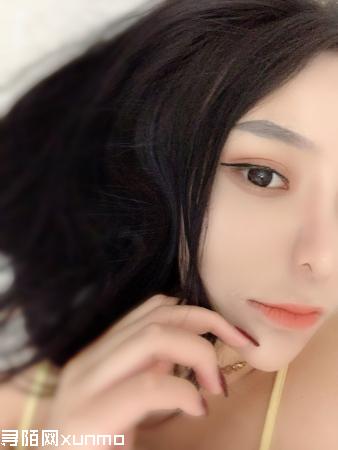 ����Ů����