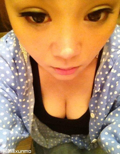 ŮŮ����ʵ���Ĵ���