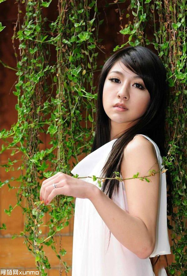 �����!��н����