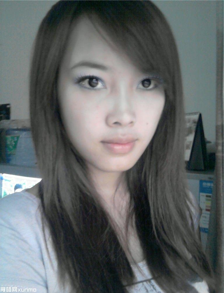 ����У����Ů����