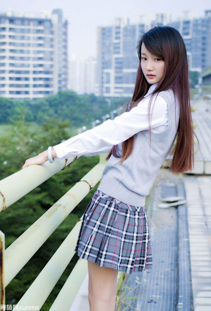 ��Ů��һ�������ĸ���������һ��