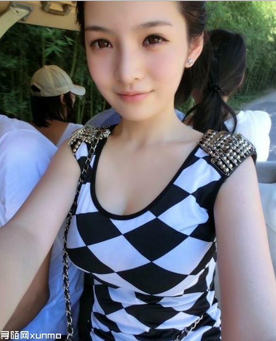 ����19����Ů�󸻺����ڽ���